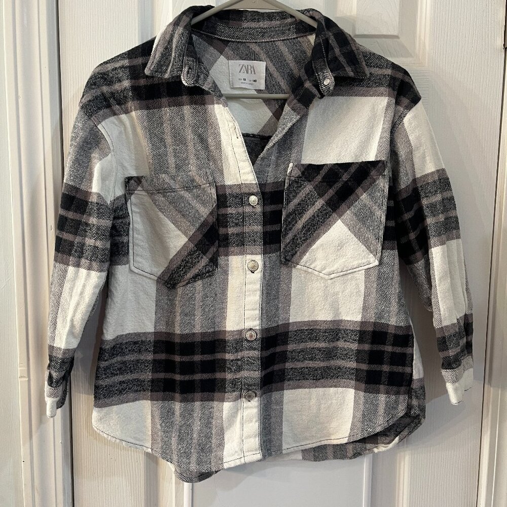 ZARA ¾ sleeved button down flannel shirt – size 10 - $20